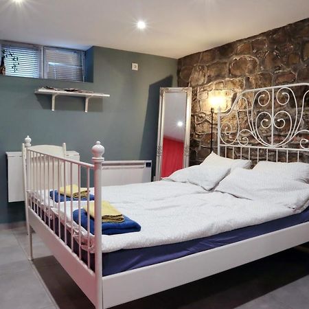 Sofia Center Cave Apartment Bagian luar foto